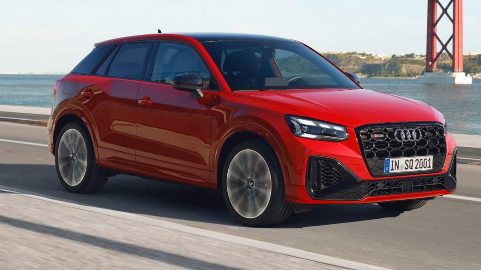 Front-side view of the Audi SQ2.